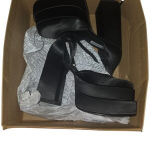 Steve Madden Black Platform Block Heel Sandals